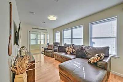 Image de Nouveau! Charme Beach Cottage - Promenade à Boardwalk!