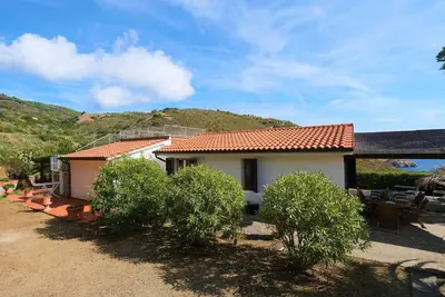 Image de Joli appartement dans une maison de vacances avec Wifi, Tv, patio, animaux admis et parking