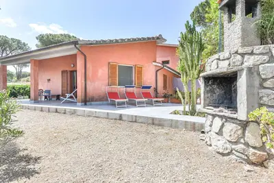 Joli appartement pour 4 personnes avec climatisation, piscine, Wifi, terrasse et parking