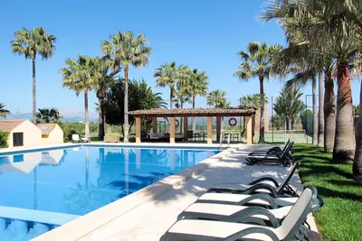 Image de Agréable appartement dans une maison de vacances avec piscine, climatisation, Wifi, Tv et patio