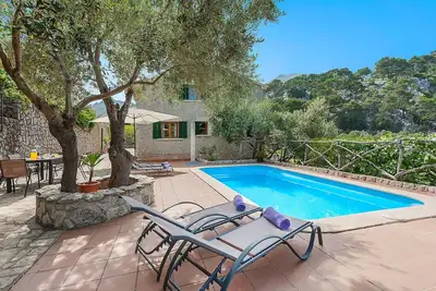 Image de Belle maison de vacances privée avec Wifi, piscine privée, climatisation, Tv, terrasse, parking