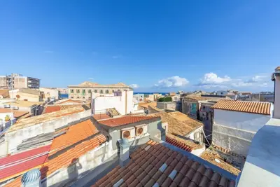 Image de Derrière le marché Ortigia -2 étage avec terrasse