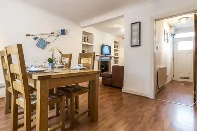Image de Shell Cottage - 2 Bedroom Holiday Home - Tenby
