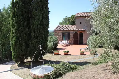 Image de La Casetta di Bufignano entre Vinci et Lamporecchio maison individuelle jardin privé