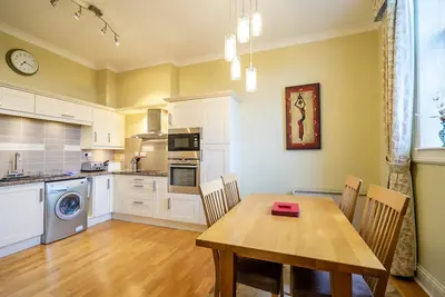 Image de 43 County House - une escapade en famille pouvant accueillir 5 personnes dans 2 chambres