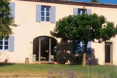 Image de Charmante demeure provençale 230m2, grande piscine 11x5 et  jardin de 1800m2