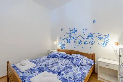 Image de Apartments Hope (Dugi Rat) - Appartement 1 Chambre avec Terrasse et Vue sur la Mer (A2)