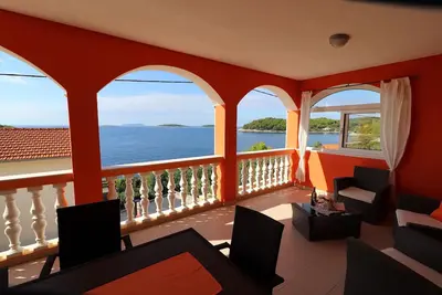 Image de Maison de Vacances avec Vue sur l'Adriatique - Appartement 3 Chambres avec Terrasse et Vue sur la Mer