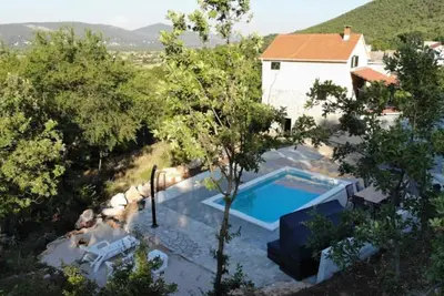 Image de Maison de vacances Jadrić - Maison de Vacances 2 Chambres avec Piscine