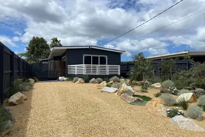 Image de Happy Ground Rosebud - Rue calme - À seulement 800 mètres de la plage! !