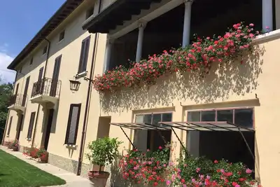 Image de Casa Ponzi : grande maison de charme avec piscine sur les collines de Parme