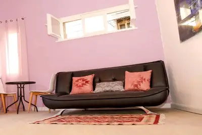 Heart Location  Charming studio