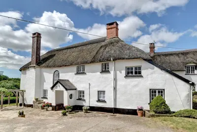 2 Bed in Rose Ash (oc-nether)