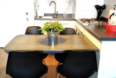 Image de A10 Joli appartement jusqu'à 3 personnes, métro à la porte