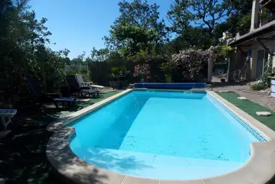 Image de Agréable maison  au milieu des chênes avec piscine. Aux pieds des Cévennes.