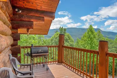 Bright Star - Belle cabine avec vue sur la montagne