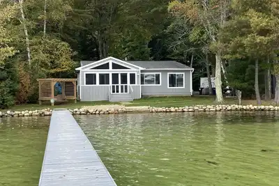 Image de Cottage confortable sur un magnifique lac de 2000 acres.