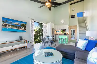 Image de Luxury Ocean View 2 bed / 2bath Magnifiquement rénové