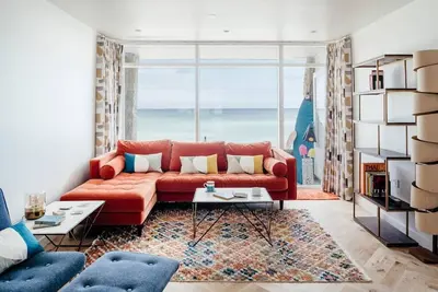 Image de * Nouvelle propriété * Appartement conçu par l'architecte sur la plage de Porthmeor avec vue sur la mer