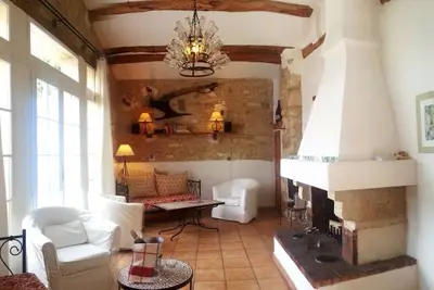 Image de Maison de vacances de luxe avec piscine et court de tennis sur le vignoble