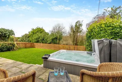 Image de Oriel Cottage - Deux Chambres Maison, Couchages 5