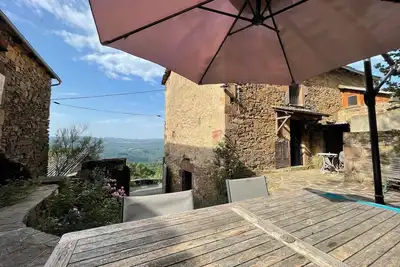 Image de Gîte confortable avec vu magnifique sur les Causses