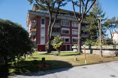 Image de Appartement en copropriété, 2ème étage, Mer à 450 mètres, Centre 250 mètres
