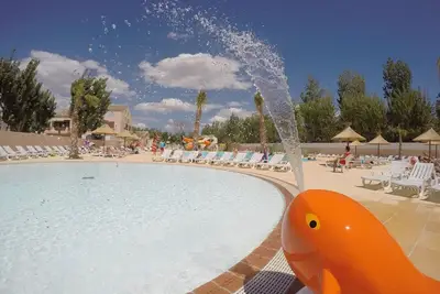 Image de Holidays In The Midi Sun