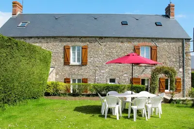 Image de Magnifique maison de vacances pour 6 personnes avec Wifi, Tv, terrasse, animaux admis et parking