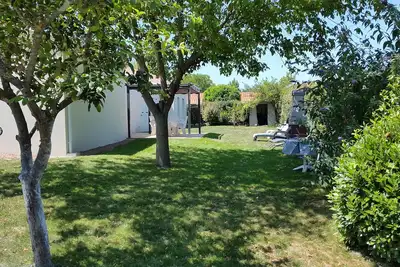 Image de Maison spacieuse au calme entre mer et forêt