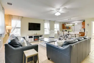 Image de Nouveau! Seabrook Smart Home 4 Mi au Nasa Space Center