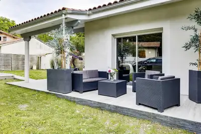 Image de Maison contemporaine à Biscarrosse Lac - 6 pers, proche lac, jardin, quartier calme, avec Wifi
