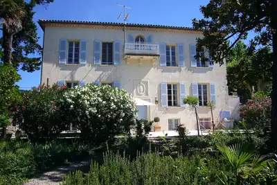 Image de Maison de maître, jardin magnifique, piscine 12X6m