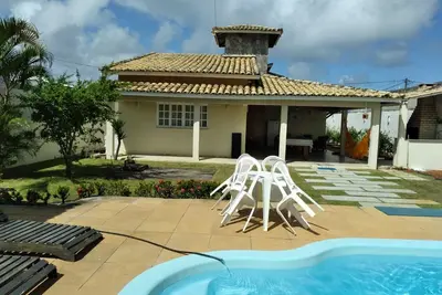 Image de Casa Barra do Jacuípe, piscine. 4 chambres. table de billard, barbecue