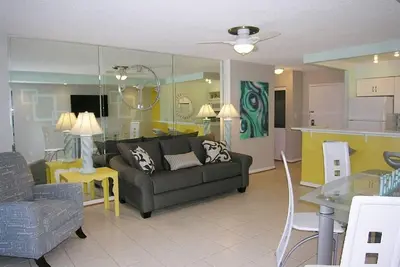 Image de Walkout Oceanfront sur la plage, 2 Bdrm