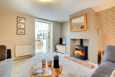 Image de Sunset Cottage - Deux Chambres Maison, Couchages 4