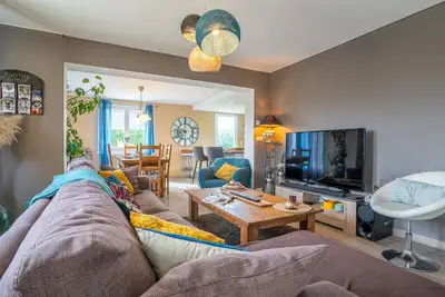 Image de Magnifique maison de vacances privée avec Wifi, Tv, patio, animaux admis et parking
