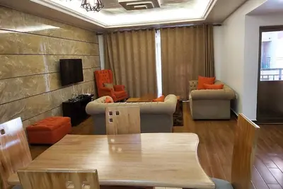 Image de Appartement de 3 chambres récemment meublé et entretenu