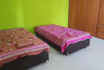 Image de Maison indépendante au premier étage entièrement meublée