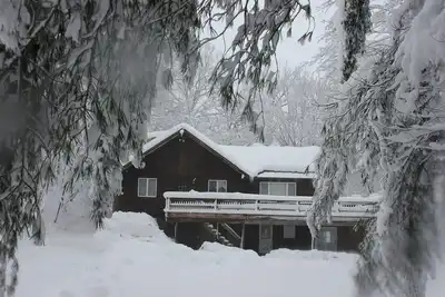 Image de 7 chambres / 4 bains, bain à remous et un Rec / Rm Troisième nuit 50% et 4e nuit gratuite