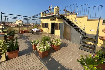 Image de 2 terrasses sur le toit incroyable pour vous - vues à 360 ° - Florence Est Tout Autour De Vous
