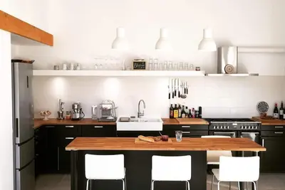 Image de Studio construit dans une grange du 16ème siècle au pied des Alpes