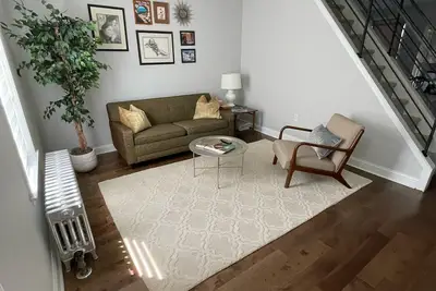 Image de Newly renovated/Fantastic location