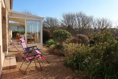 Image de Belle maison de vacances privée pour 4 personnes avec Wifi, Tv, terrasse, animaux admis et parking