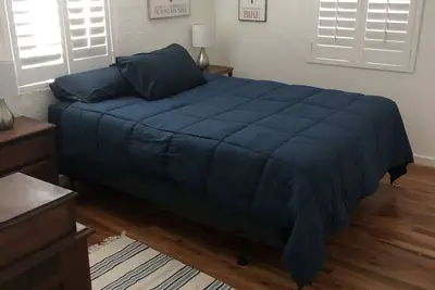 Image de Magnifique Sam Hughes 2Br / 1Ba