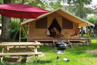 Image de Chalet détente dans un camping nature