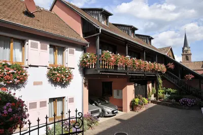 Image de Maison indépendante dans cour privée au calme au cœur de Bergheim