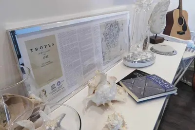 Image de Appartement Miguel situé dans le centre de Tropea, à deux pas de la mer