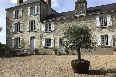 Image de Grande belle maison de charme avec piscine et cinema. Tranquille, ville a 10 min