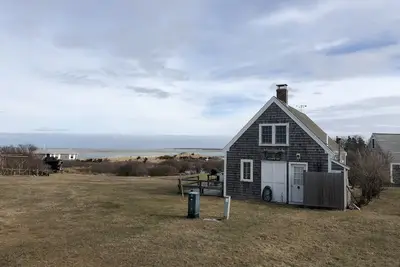 Image de Vues de Sandy Neck et de la plage privée à quelques pas!